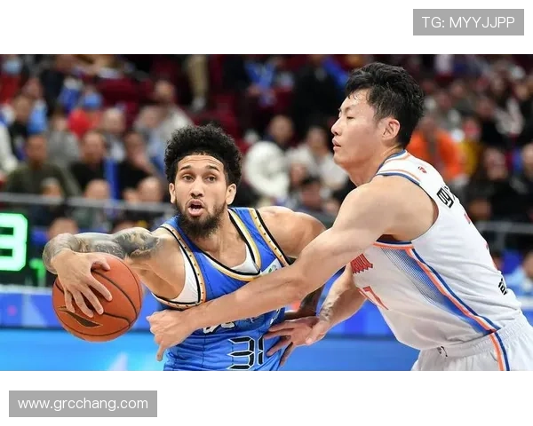 布克20分引七人上双大胜对手 布克20分引七人上双大胜对手